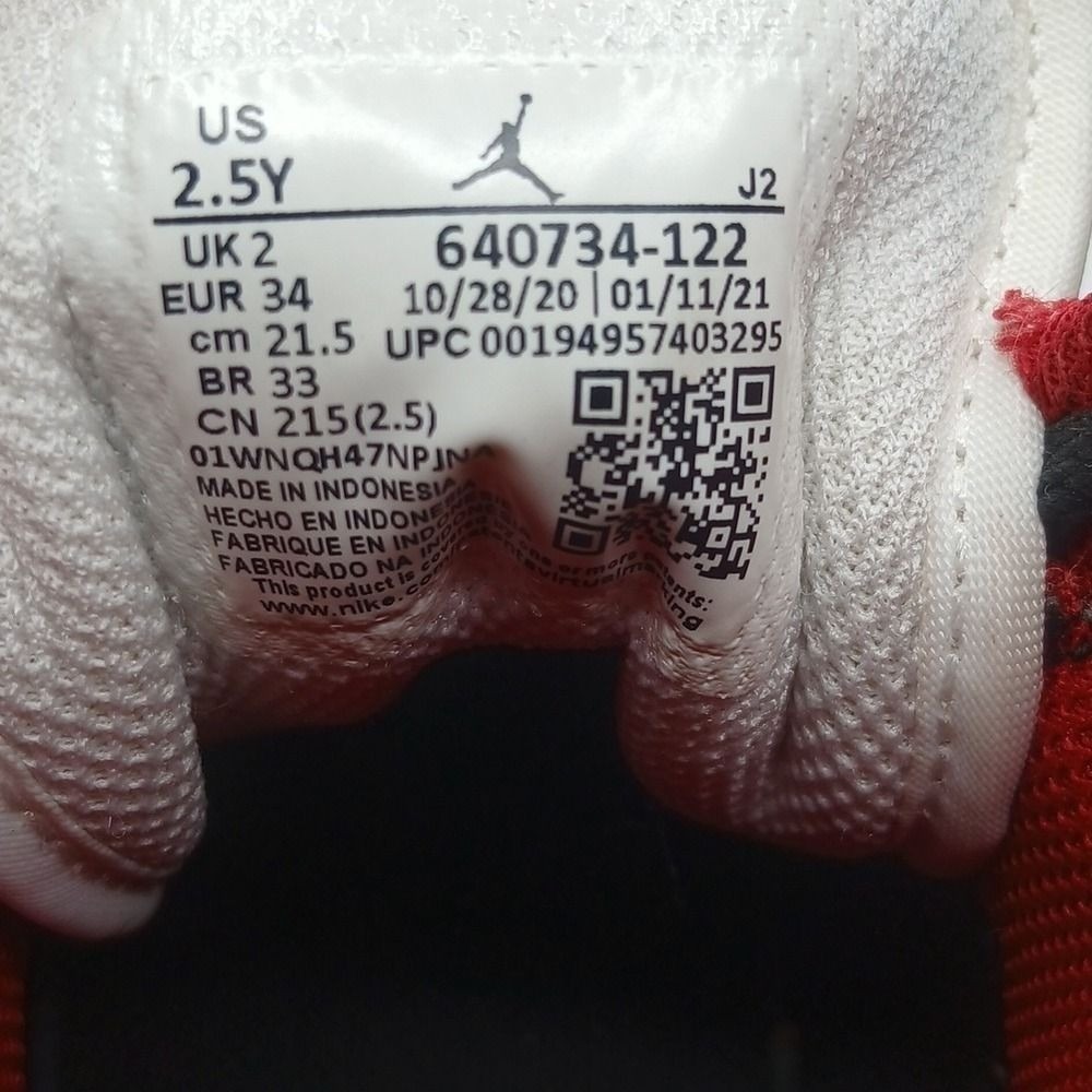 Jordan Air Jordan 1 Mid Kids 2.5Y White Red Black 640734-122 Basketball Shoes - Picture 7 of 8